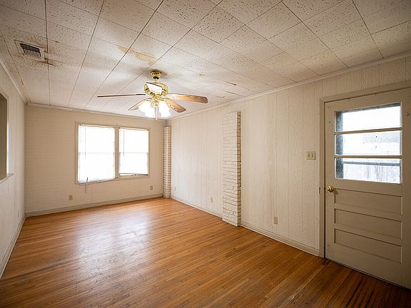 4113-CENTER-STREET-den_07242024