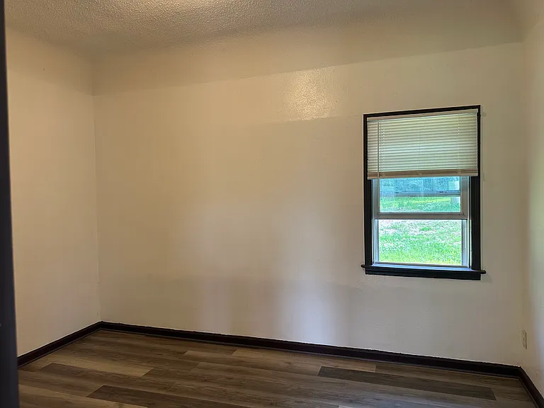 8807 E 47th St — Photo 13