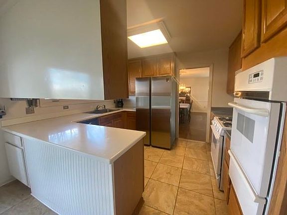 5th image of 688 Stillhouse Dr