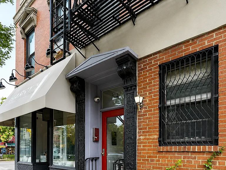 64 Macdougal St #1 — Photo 6