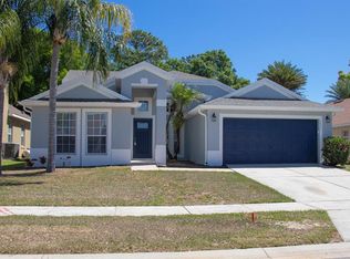 2421 Walnut Heights Rd, Apopka, FL 32703