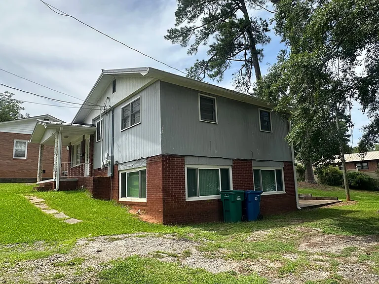 1307 Drew Ave — Photo 4