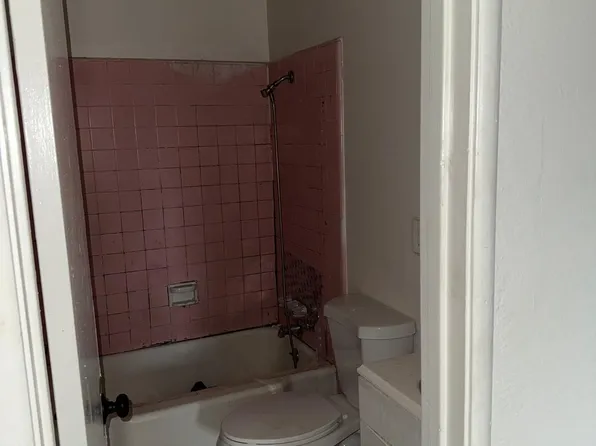 817 E Channel St #1, Stockton, CA 95202