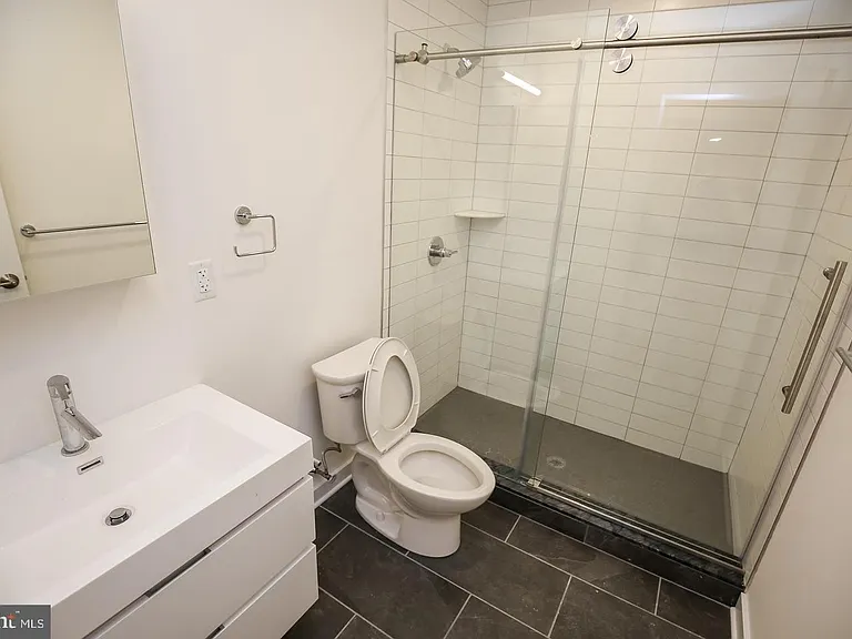 1416 Frankford Ave #202 — Photo 8