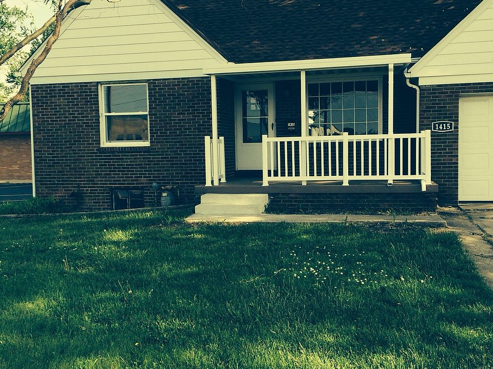 2nd image of 1415 Adlai Stevenson Dr