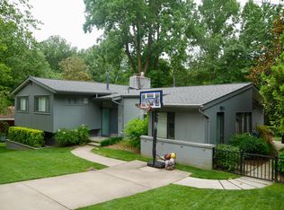 5415 Uppingham St, Chevy Chase, MD 20815