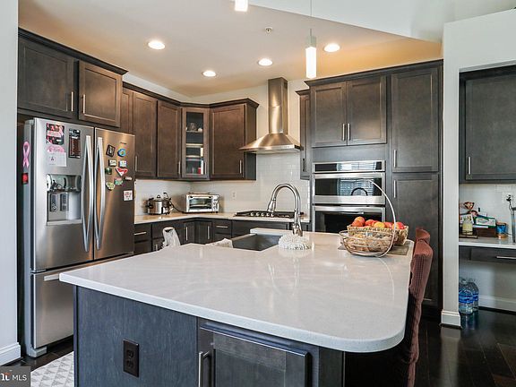 4th image of 20228 Huntington Ct