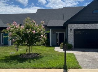 1071 Grandset Dr, Forest, VA 24551