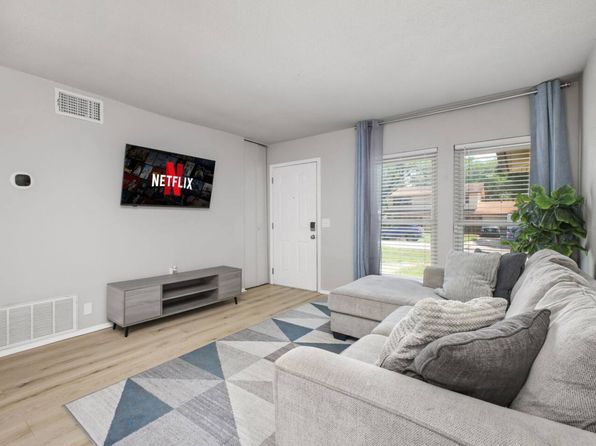 5727 Valley Point #Id1626236p