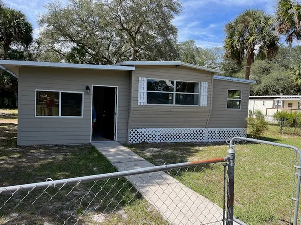 1820 NE 115th Ter, Silver Springs, FL 34488
