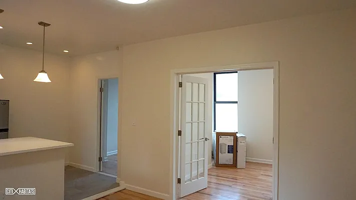 Rented by Citi Habitats | media 41