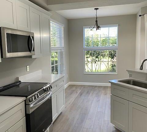 Brand new remodeled kitchen!
