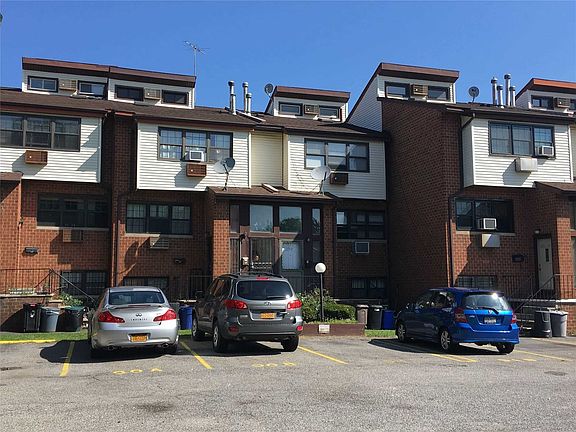 2nd image of 120-19 Cove Ct #92B