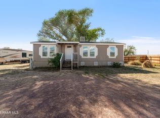 325 W Acapulco Way, Paulden, AZ 86334