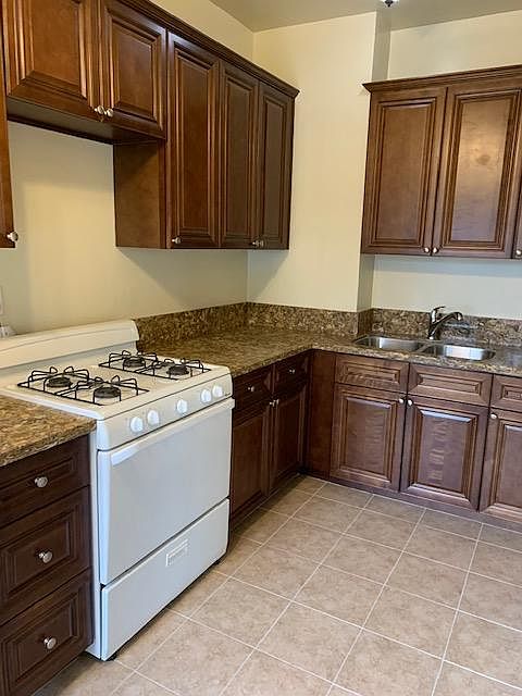 1st image of 337 W Elk Ave APT 1