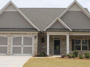 203 Sweetbriar Club Dr, Woodstock, GA 30188