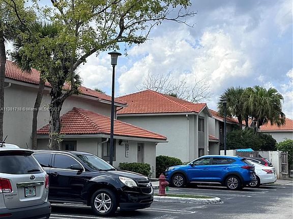 4th image of 3226 Coral Lake Ln Unit 3226