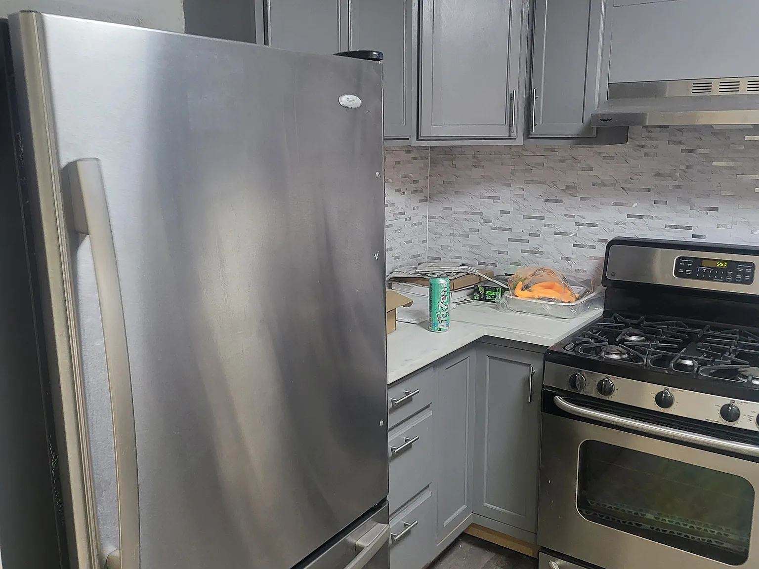 3 bed, $2,500 — Photo 1