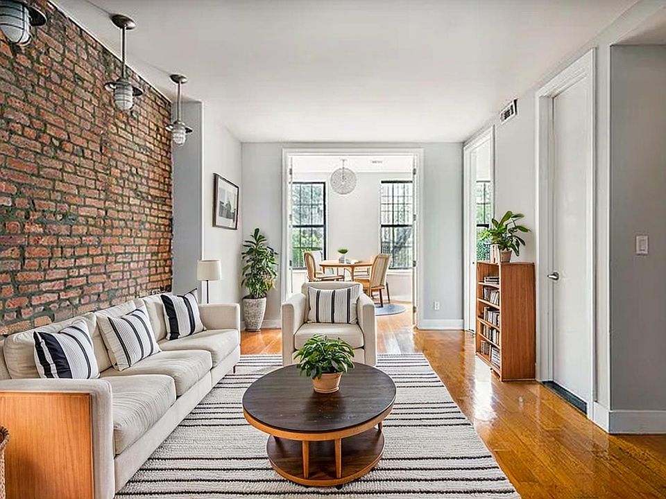 1st image of 1041 Jefferson Ave #2