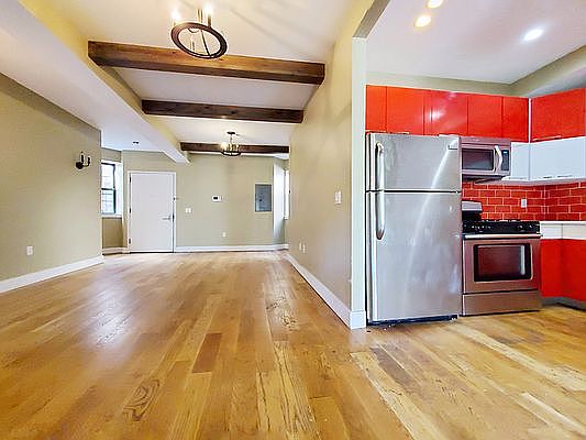 2nd image of 277 Halsey St #4B