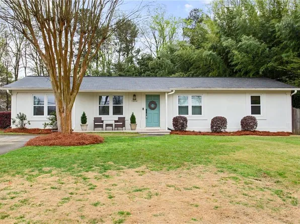 1864 Creat Trl SE, Smyrna, GA 30080