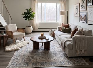 Rhodes Apartments, Edmonton, AB T5H 1M4