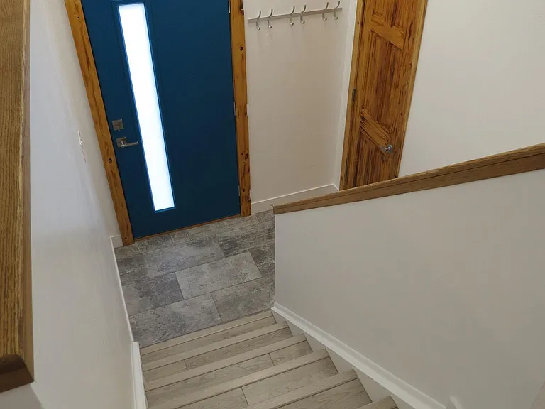 entrance door, closet