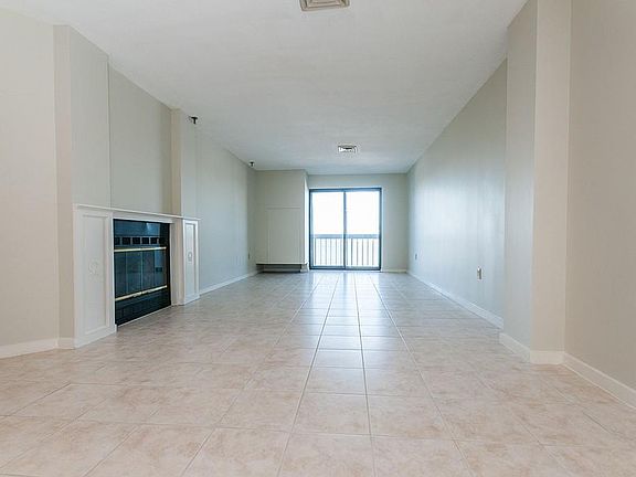 4th image of 90 Quincy Shore Dr APT 807