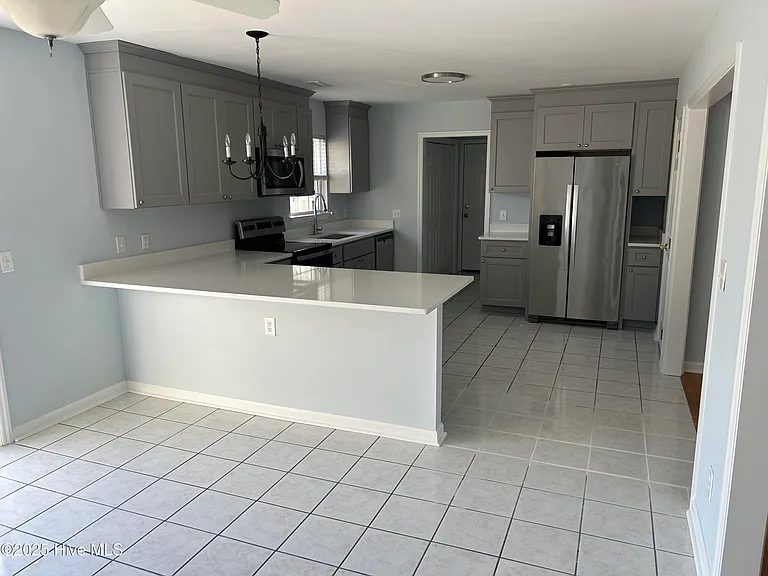3008 Tandem Ct — Photo 3