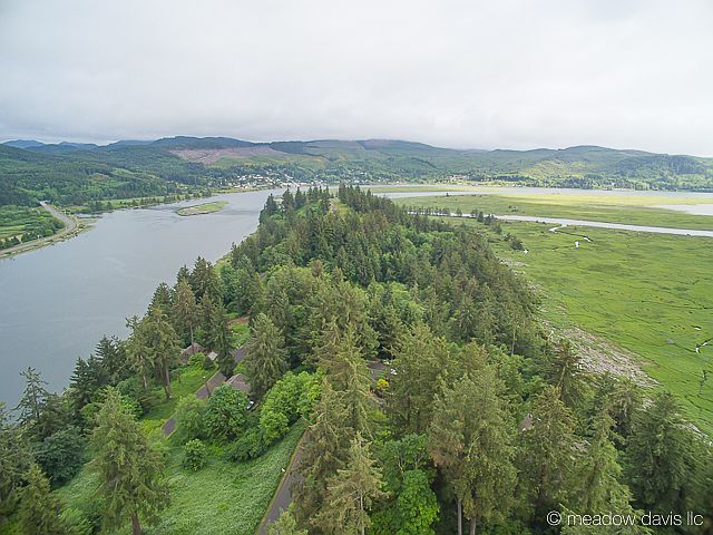 2nd image of Nehalem Point Drive