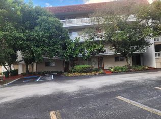 3591 Inverrary Dr APT 406, Lauderhill, FL 33319