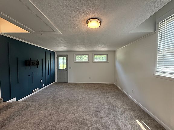 Main living space/den