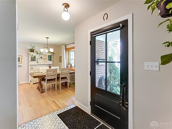 4th image of 4425 Fernmont St