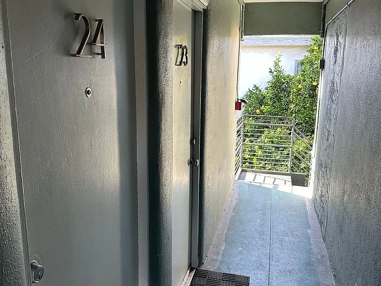 5471 Vicente Way — Photo 10