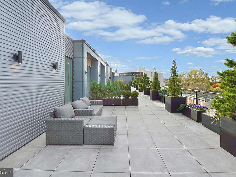 236 Thompson St #B411 — Photo 42