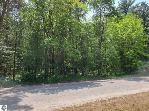 Helen Dr Lot 31, Grayling, MI 49738