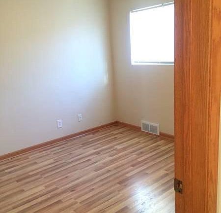4th image of 2334 Allied Dr Unit 3