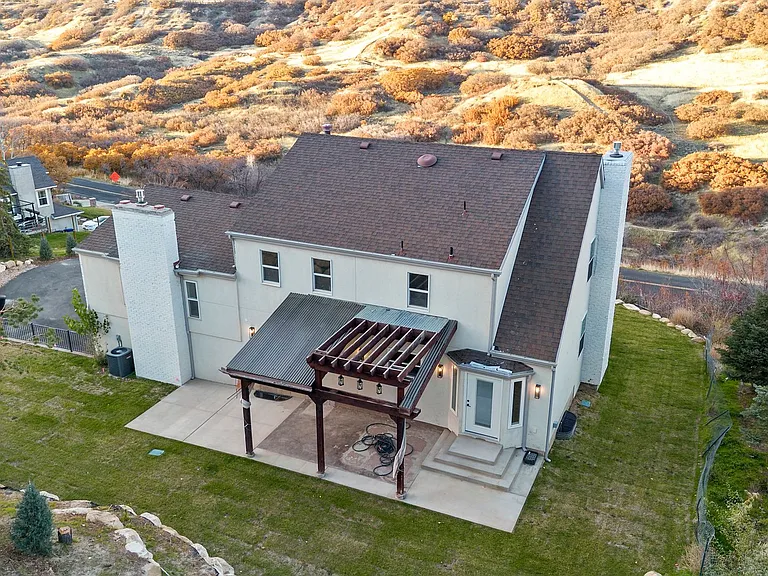 2460 E Dimple Dell Rd — Photo 19