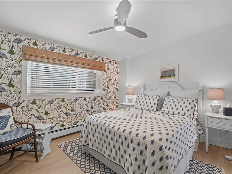 26 Narragansett Ave #4 — Photo 16