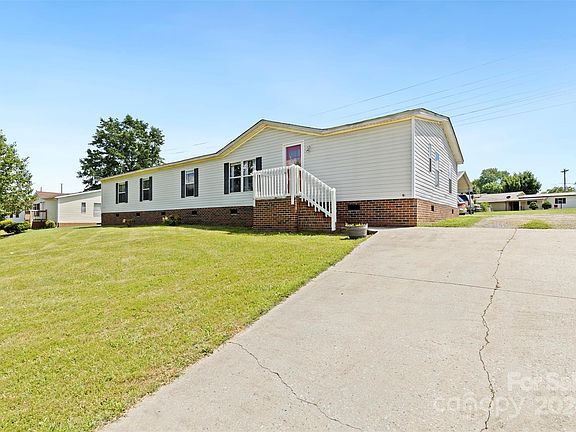 2nd image of 208 Forest Hollow Dr #50