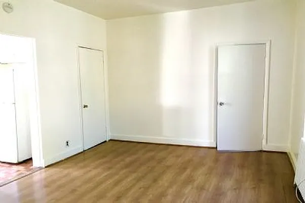 Rented by ArdorNY | media 15