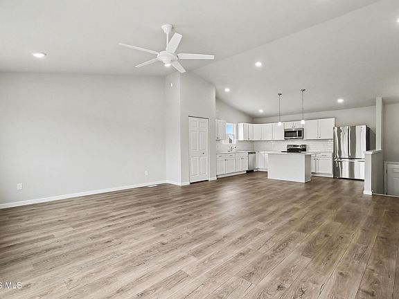 2nd image of 1481 Lee Ann Ave