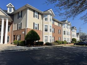Oaks at Laurel Baye (55+)