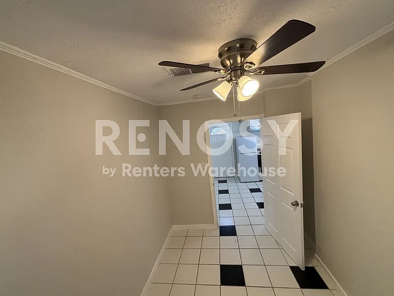 2818 W Heatherbrae Dr — Photo 45