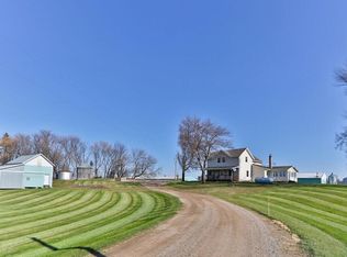 10615 Yale Ave, Young America, MN 55397