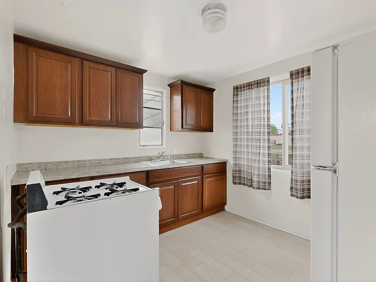 4404 Lomas Blvd NE #1 — Photo 5