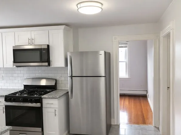 299 State St Unit 3, Bristol, RI 02809