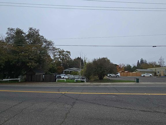 2nd image of 8077 Sunset Ave