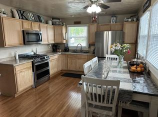 1921 21st St, Racine, WI 53403