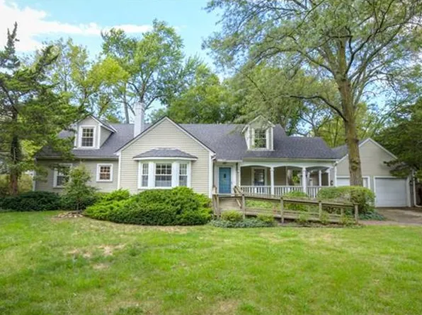 2115 Massachusetts St, Lawrence, KS 66046